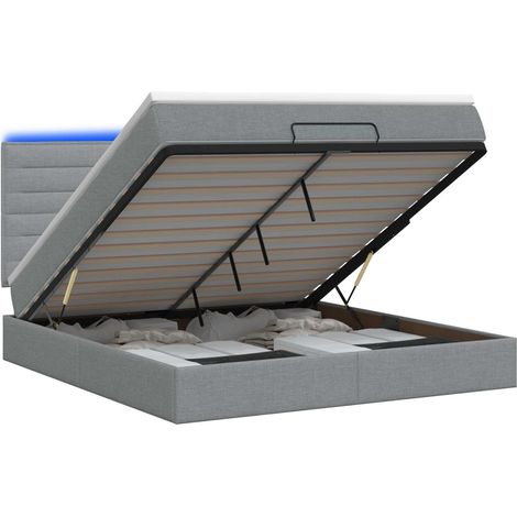 Maison Exclusive - Lit coffre avec matelas et LED Gris clair 140 x 200 cm Tissu (1/5)