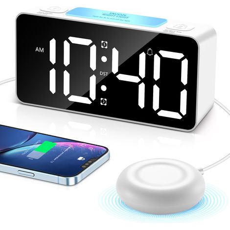 Wecker – Digitaler Wecker – Lautstärke einstellbar – USB-Ladeanschluss – Für Tiefschläfer – Kinder – Jugendliche – Weiß – RGB-Nachtlicht (1/4)