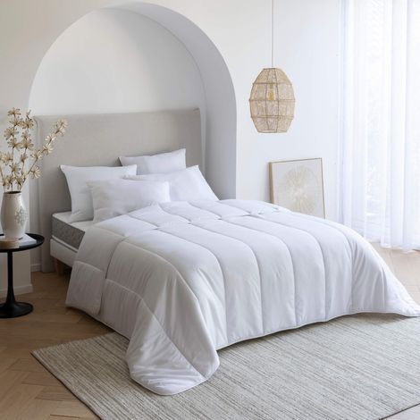 Couette été 200gr/m² anti-acariens 240x220 - SOMEO (1/3)