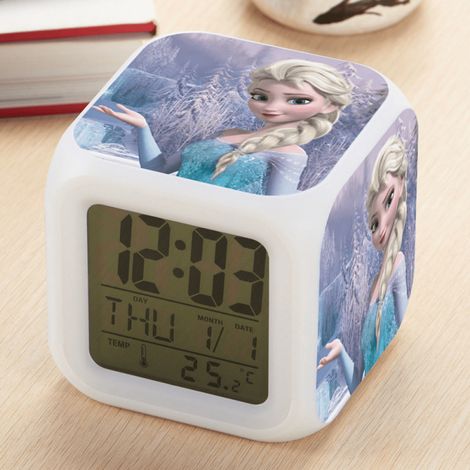 Réveil Numérique Enfant - Affichage LED 7 Couleurs - Fonction Thermomètre et Veilleuse - Alimentation Piles AAA - 1 Pièce (1/5)