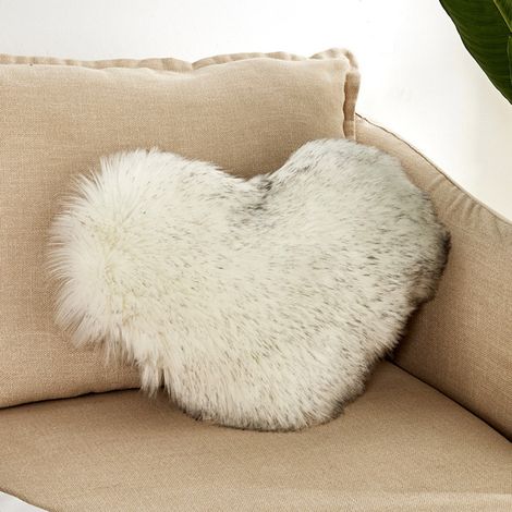 Coussin Jete Forme Coeur - Rembourrage Coton et Ouate Soyeuse - Pour Canapé Chambre Bureau - 40 x 50 cm - 1 Pièce (1/4)