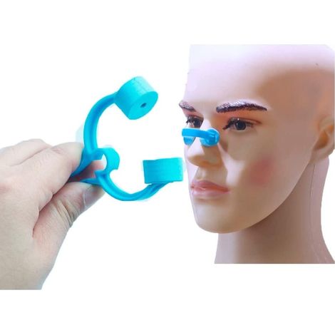 Rehausseur de nez adapté, utilisé comme pince hémostatique pour arrêter les saignements chirurgicaux
