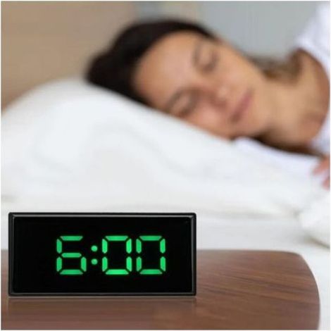 Réveil numérique LED - Capteur de température intégré Rétroéclairage intelligent - Chambre et bureau (1/5)