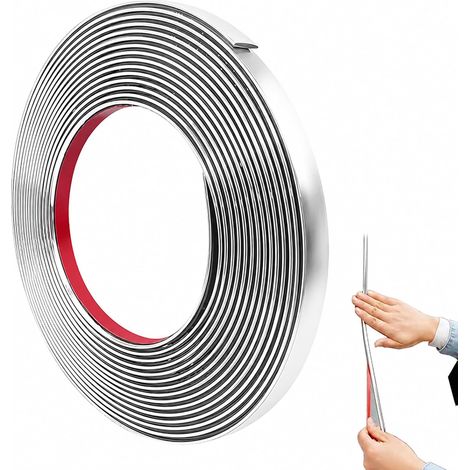 Baguette de Finition argentée 1 Rouleau 10 m x 8 mm Bande décorative Auto-adhésive Profil Chrome pour Voiture et Maison Usage Polyvalent (1/5)