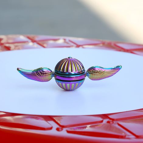 Harry Golden Snitch, gyroscope à doigt magique en forme d'ange, anti-stress et concentré, en acier inoxydable, incassable, idéal comme cadeau d'anniversaire, de fête ou pour la Saint-Valentin (1/4)