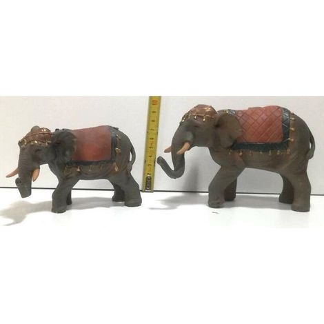 Coppia di elefanti in resina per addobbi natalizi da decorazioni presepe natalizio (1/4)