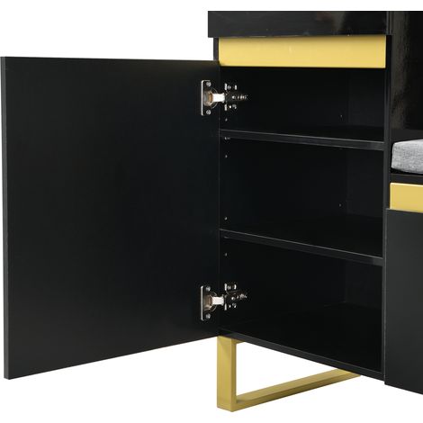 Armoire de chaussures avec une grande capacité, conçue pour être placée dans l’entrée de la maison. C’est une armoire de rangement à plusieurs étages. Il s’agit d’une armoire d’entrée moderne et minim