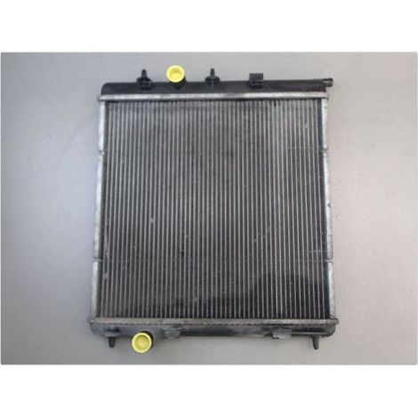 [PRODUIT D'OCCASION] Radiateur CITROEN Ds3 ♻️ Ref Oe. 1330w9 - Garantie à vie (1/3)