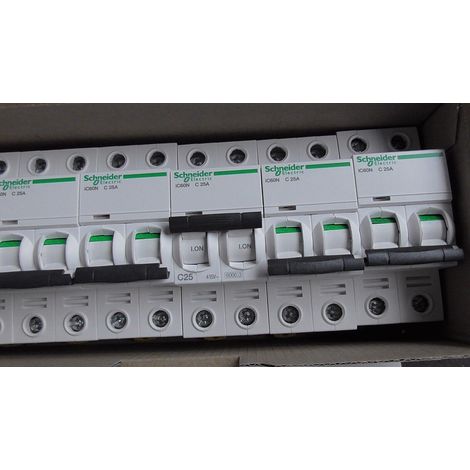 1 iC60N 2P C 25A SCHNEIDER A9F44225 DISJONCTEUR