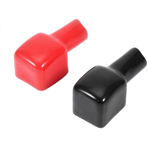 Deux capuchons isolants en plastique pour bornes positives de batterie automobile, noir et rouge. (1/5)