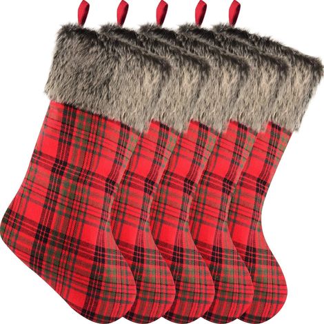 Lot de 5 bas de Noël à suspendre à la cheminée, avec revers en fausse fourrure douce, à carreaux. (1/5)