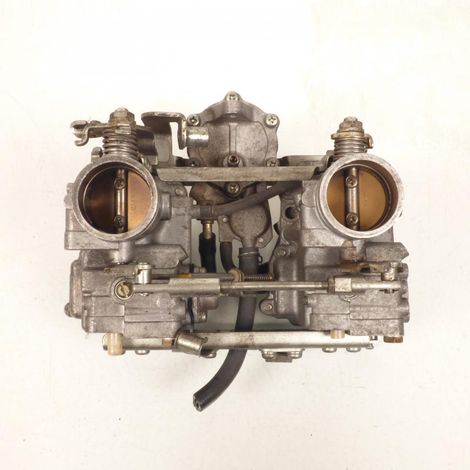 [PRODUIT D'OCCASION] Rampe de carburateur Mikuni pour moto Yamaha 550 XZ Occasion (1/5)