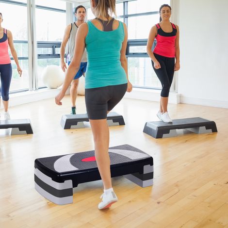 Step fitness aerobic stepper hauteur reglable surface antiderapante 78x29x20 cm (1/4)