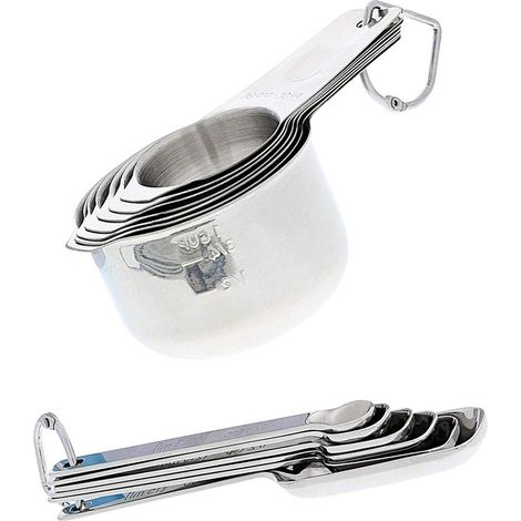 Tasses et cuillères doseuses. Ensemble de 13 tasses et cuillères doseuses en acier inoxydable. (1/4)