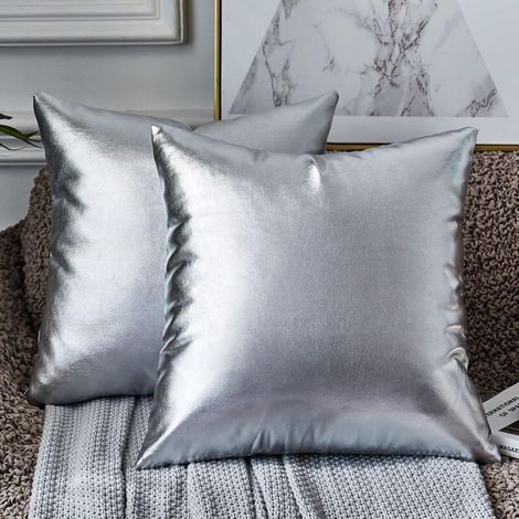 BEBUSINGOTO Housses de coussin argentées, 45 x 45 cm, lot de 2, décoratives, modernes et brillantes, pour canapé, chambre, voiture (1/5)