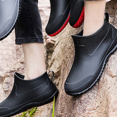 Bottes de pluie courtes pour homme, doublées en polaire chaude, chaussures antidérapantes pour la cuisine, chaussures basses imperméables pour le lavage de voiture en extérieur, noires, taille 41 (1/5)