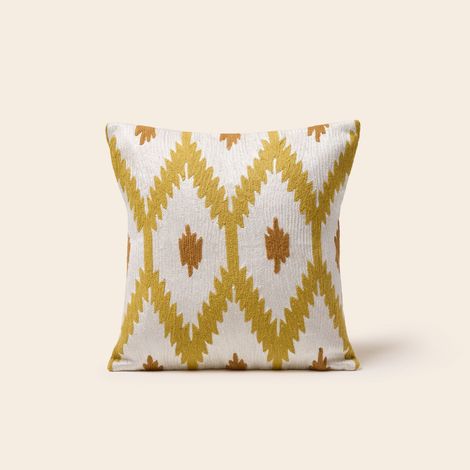 Housse de coussin en Motif ikat en point de chainette JOKO