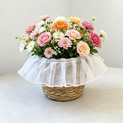 Cache-pot en paille avec bordure en tulle blanc, panier à fleurs décoratif, diamètre 15cm hauteur 13cm (1/3)