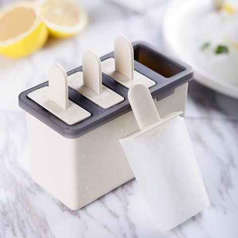 Set mit 4 wiederverwendbaren Eisformen für selbstgemachtes Eis am Stiel, Joghurt und Küchenutensilien. (1/5)