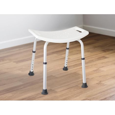 Vitility Chaise de douche, tabouret de bain, hauteur réglable 36-53 cm, pieds antidérapants, aluminium blanc, siège de salle de bain léger, pour seniors et rééducation, max 136 kg, stable et (1/3)