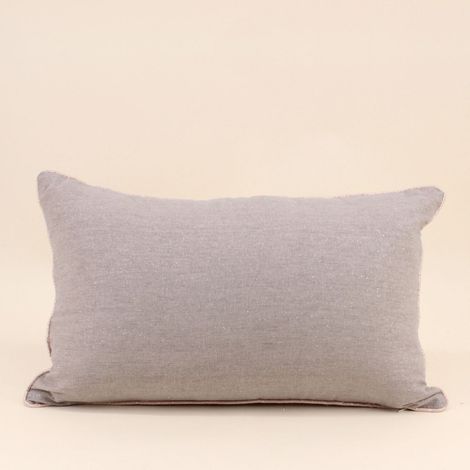 Coussin rectangulaire en tissu taupe 30x50cm (1/5)