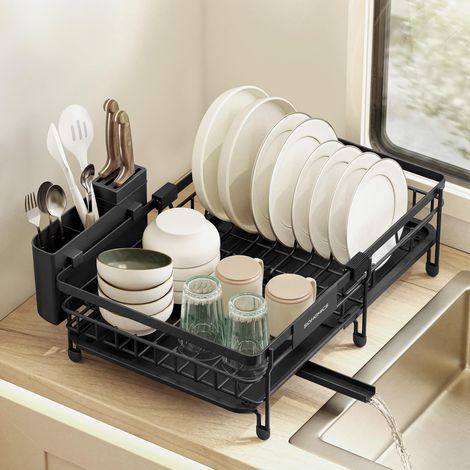 SONGMICS Scolapiatti, per Spazi Ridotti, Portapiatti da Cucina Estensibile, Capiente, Beccuccio Estensibile e Girevole a 360°, Acciaio, (30,2-46,5) x 29,6 x 14 cm, Nero Inchiostro KCS556BH01 (1/5)