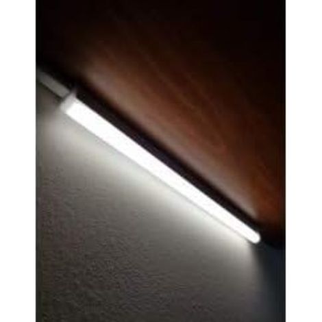 REGLETTES - LUCE PER CUCINA ISA LED CONINTERRUTTORE