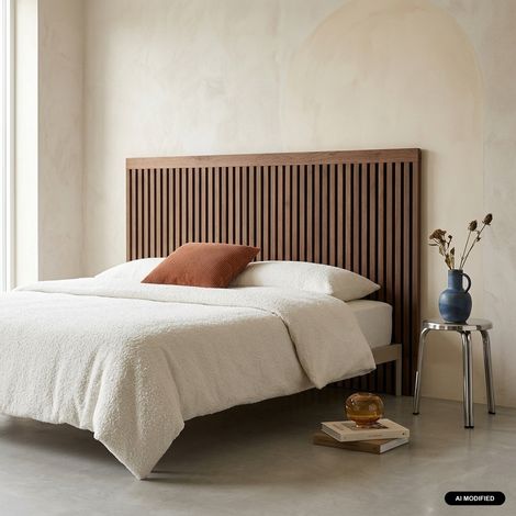 sweeek - Tête de lit décor bois tasseaux décoratifs 160cm noyer - Heddo (1/4)
