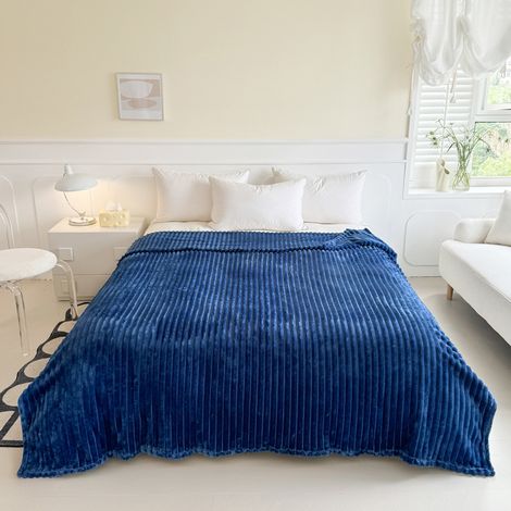 Couverture polaire à rayures en fourrure de lapin, épaisse couverture d'hiver pour les siestes et un sommeil douillet, saphir - 180×200cm - saphir (1/5)