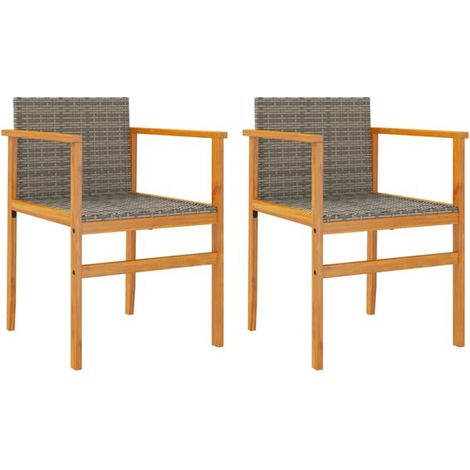 Deux chaises de jardin, en résine tissée grise et en bois massif. (1/5)