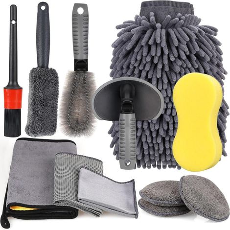 Kit de nettoyage automobile 12 pièces : Gant, éponges, brosses et microfibres (1/5)