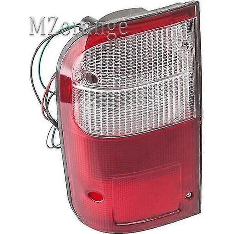 Feu stop de pare-chocs arrière gauche pour Toyota Hilux Mk4 (1997-2006) (1/4)