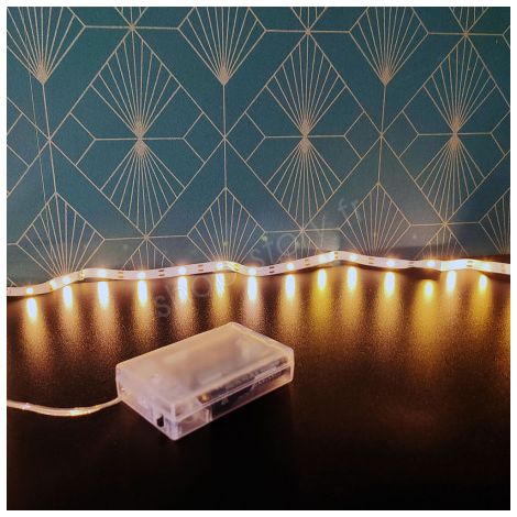 Ruban LED 1 mètre adhésif, lumière blanche, autonome et pratique (1/5)