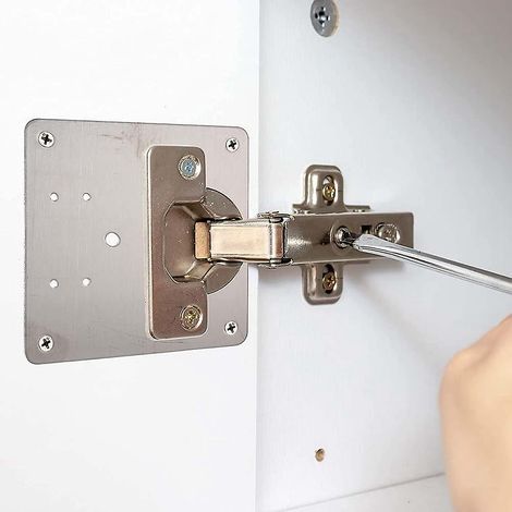 Juego de 8 placas de reparación para bisagras. Material resistente a la corrosión. Alta capacidad de carga. Para muebles de madera dura. (1/3)