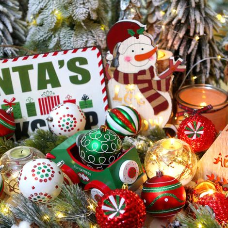 Boules de Noël incassables 6cm - Lot de 30 décorations pour sapin, mariages et fêtes de fin d'année 2021