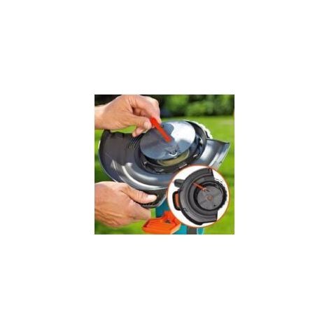 Lot de 100 Lames de Débroussailleuse Plastique - Coupe-Bordures Gardena 9823, 9825, 9820, 9821 (1/3)