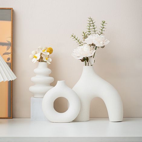 Set aus 3 Keramikvasen mit unregelmäßigen geometrischen Formen – im Bohème-Stil – Dekorative Tischaccessoires in verschiedenen Größen (1/5)