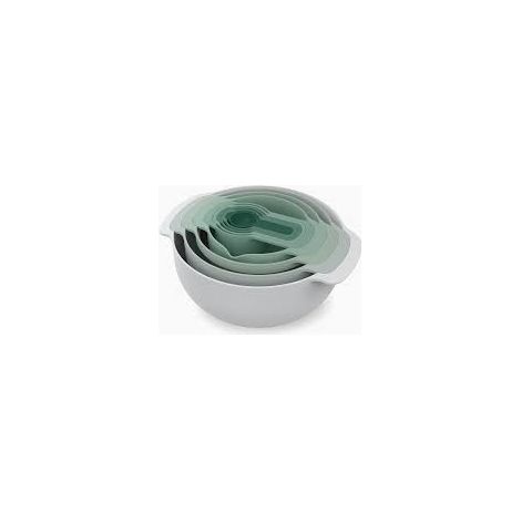 Nest™ 9 Plus Editions (Sage) de de Joseph Joseph 9-teiliges stapelbares Set mit Schüsseln, Sieb, Sieb de feinmaschig und Messbechern.