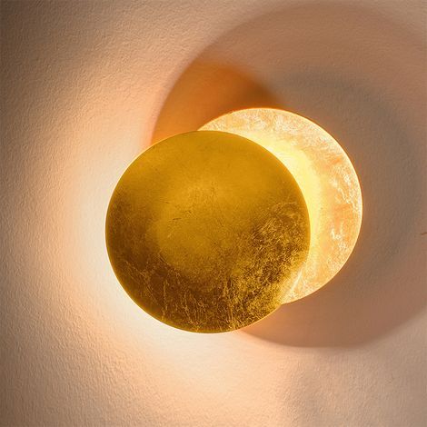 Aplique de pared de latón para dormitorio, 7W – Luz cálida, 20cm – Diseño elegante para interiores – Fácil instalación con accesorios incluidos (1/5)