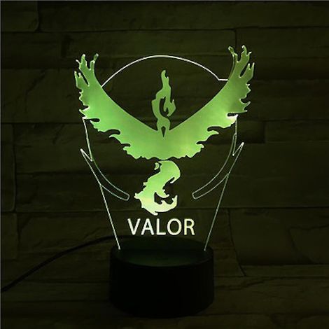 Lampe de chevet LED 3D Valor Team à changement de couleur (1/2)