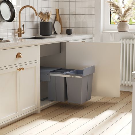 40-Liter-Schiebemülleimer mit 3 herausnehmbaren Recyclingfächern (2 x 10 l und 1 x 20 l) – grau