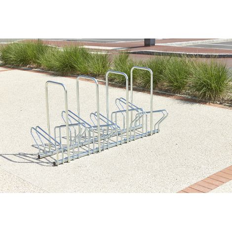 Range 6 vélos au sol face à face avec arceau antivol (1/5)