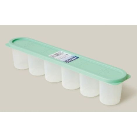 FPLUS cubitera 6 cubitos grandes c/tapa , Cubitos grandes, estos enfrían las bebidas por mucho más tiempo.
Ideales para cocktails, café… o para congelar alimentos como helado,
cald