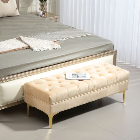 Banc de lit rembourré avec revêtement en tissu matelassé effet velours. 118 x 45 x 42 cm. Beige.