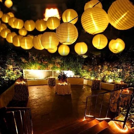 Guirnalda de faroles LED de 8 metros - 30 luces blancas cálidas - Alimentación solar - Resistente al agua para uso exterior (1/5)