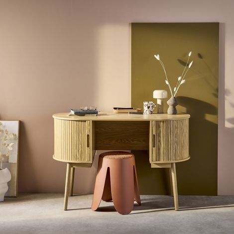 Sweeek – Bureau ovale décor bois rainuré avec 2 espaces de rangement – Dimensions L 120 x P 55 x H 77 cm – Style scandinave rétro – Panneaux stratifiés