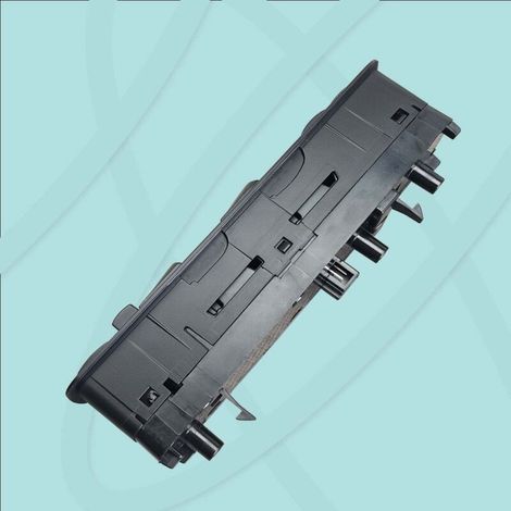Die Referenznummer 1698206510 ist für den elektrischen Fensterheberschalter/-knopf des Mercedes-Benz W169 W245 geeignet. (1/3)
