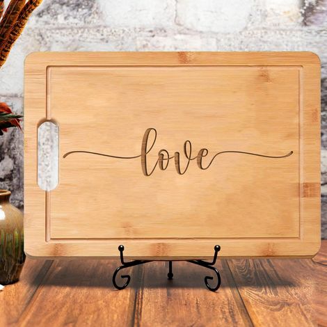 Planche à découper "LOVE" – Message tendre gravé, cadeau couple (1/5)