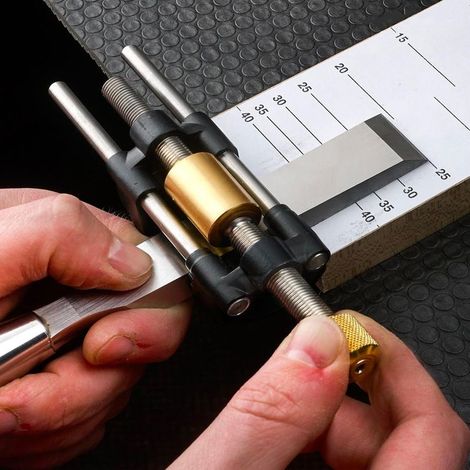 Guide d'Affûtage pour Ciseaux et Rabots – Système de Meulage à Angle Fixe – Précision de Coupe pour Outils de Menuiserie (1/5)