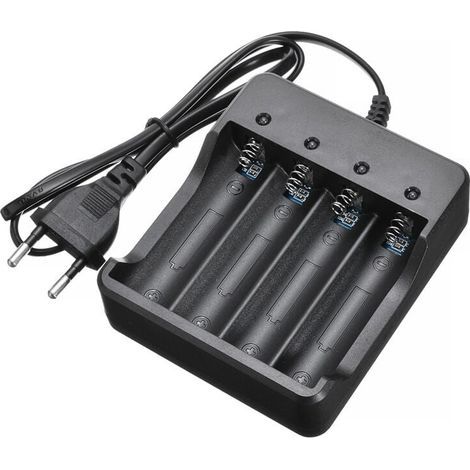 Chargeur rapide UlisemFast pour piles AA et AAA. Compatible avec les accus 10440, 14500, 17670, 18650 et 18700. (1/4)